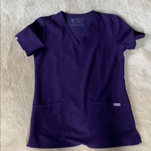 EUC Casma Scrub top
